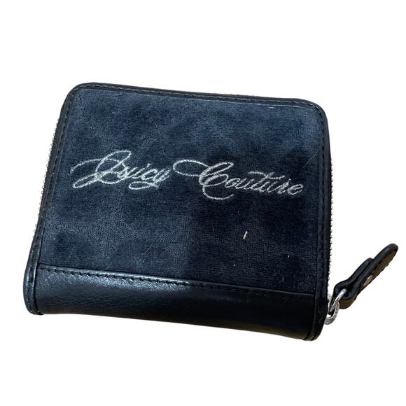 Juicy Couture Black Textured Zip Around Closure Embroidered Heart Crown‎ Wallet - Picture 2 of 8